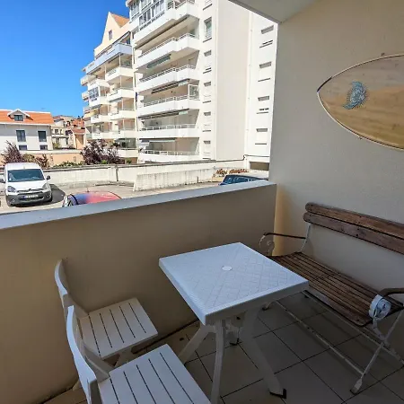 Centre - T2 Avec Balcon, Parking Securise, Proche Gare, Commerces Et - Fr-1-420-90 *